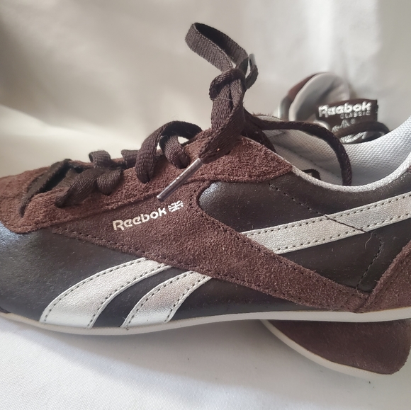 Shoes - Picture 12 of 16